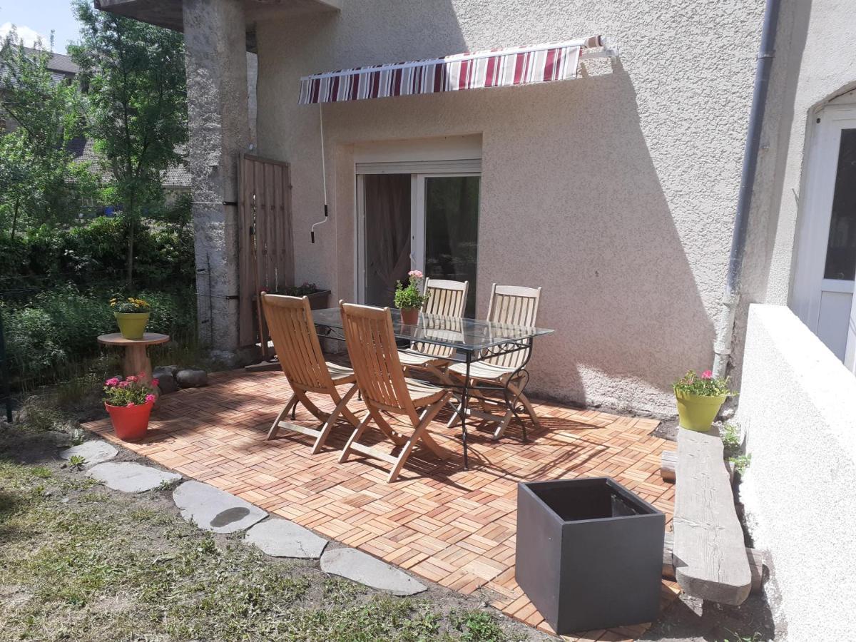 Appartement Rez De Chaussee Avec Terrasse Et Jardin Tence المظهر الخارجي الصورة